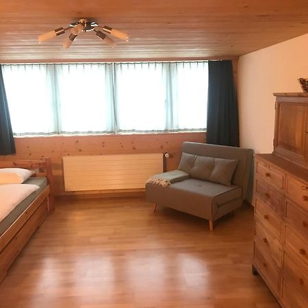 Bijou 2 Huebsche 1 Zimmer Wohnung Herisau Bagian luar foto